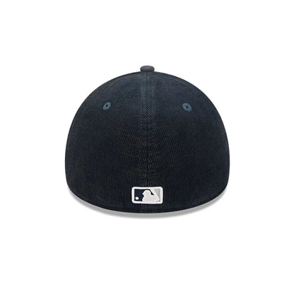 Pictured is this MLB Quickstrike Snow Wash Cord New York Yankees 59FORTY A-Frame Fitted cap in navy. 7