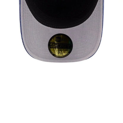 Pictured is this MLB Quickstrike Snow Wash Cord LA Dodgers 59FORTY A-Frame Fitted cap in dark blue. 2