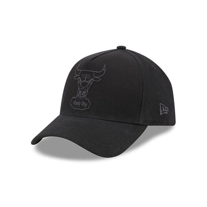 Pictured is this NBA Hardwood Classic Waxy Canvas Chicago Bulls 59FORTY A-Frame Fitted cap in black. 3