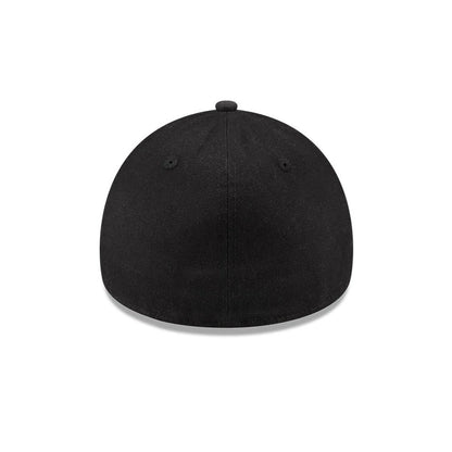 Pictured is this NHL Quickstrike Waxy Canvas LA Kings 59FORTY A-Frame Fitted cap in black. 6