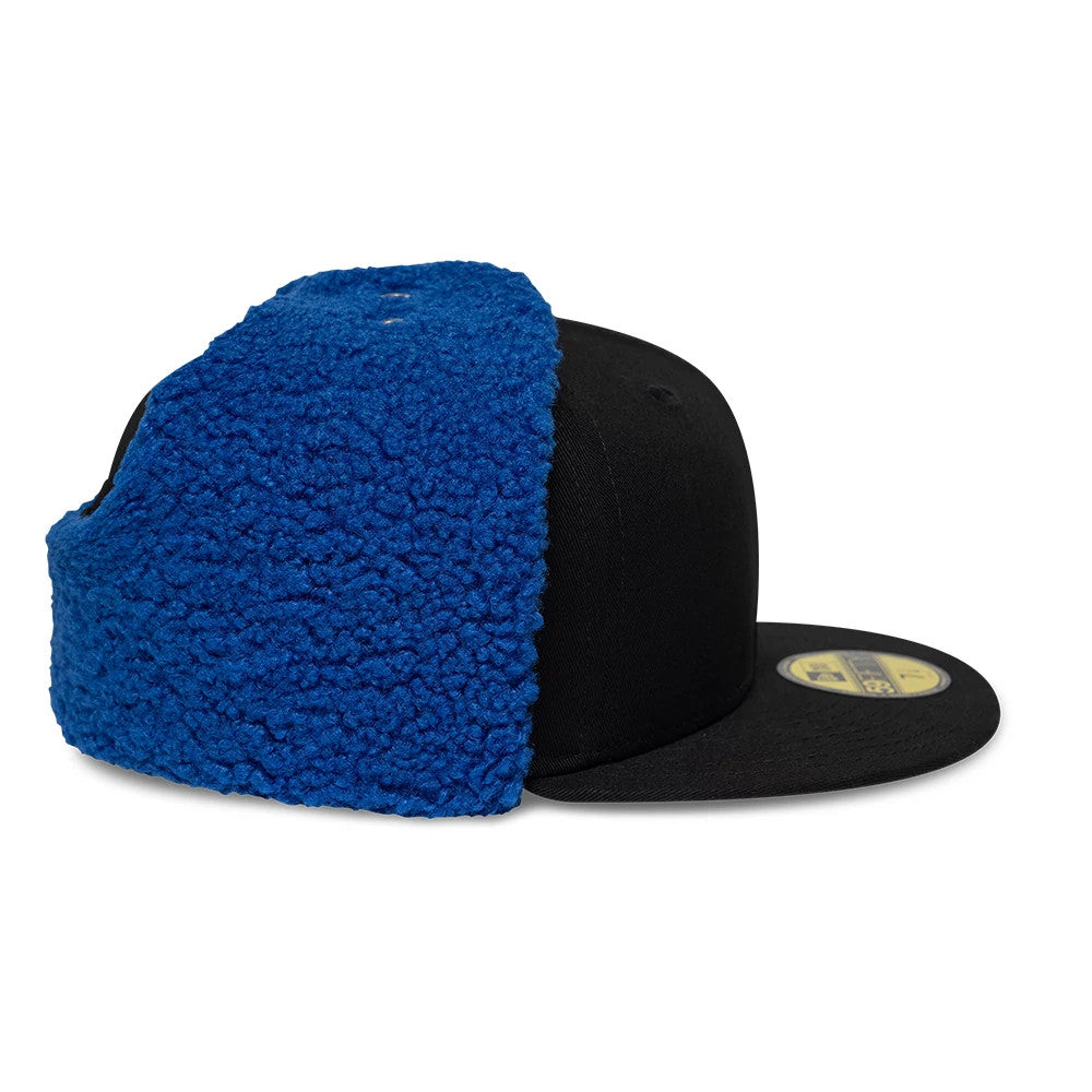 Pictured is this A390 Alpine Racing Dogear 59FIFTY Fitted cap in navy. 8