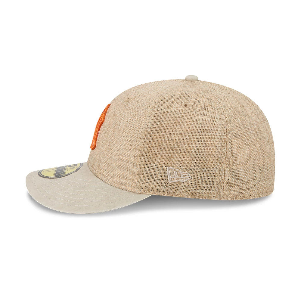 Pictured is this MLB Halloween New York Yankees 59FIFTY Fitted cap in beige. 6