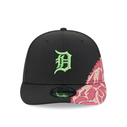 Pictured is this MLB Halloween Detroit Tigers 9FIFTY Snapback cap in black. 3