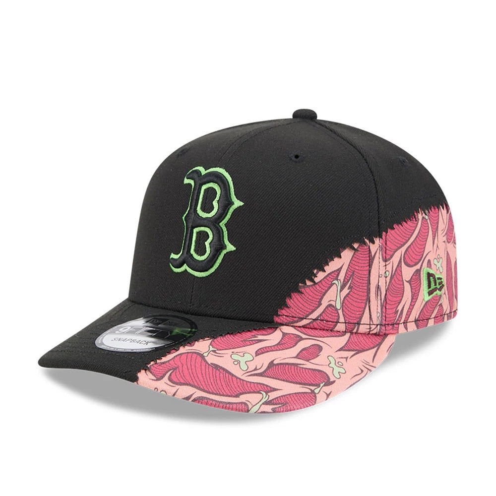 Pictured is this MLB Halloween Boston Red Sox 9FIFTY Snapback cap in black. 1
