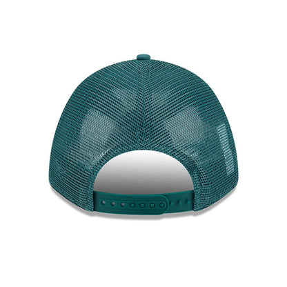 Pictured is this Womens NFL Philadelphia Eagles 9FORTY M-Crown A-Frame Trucker cap in dark green. 6