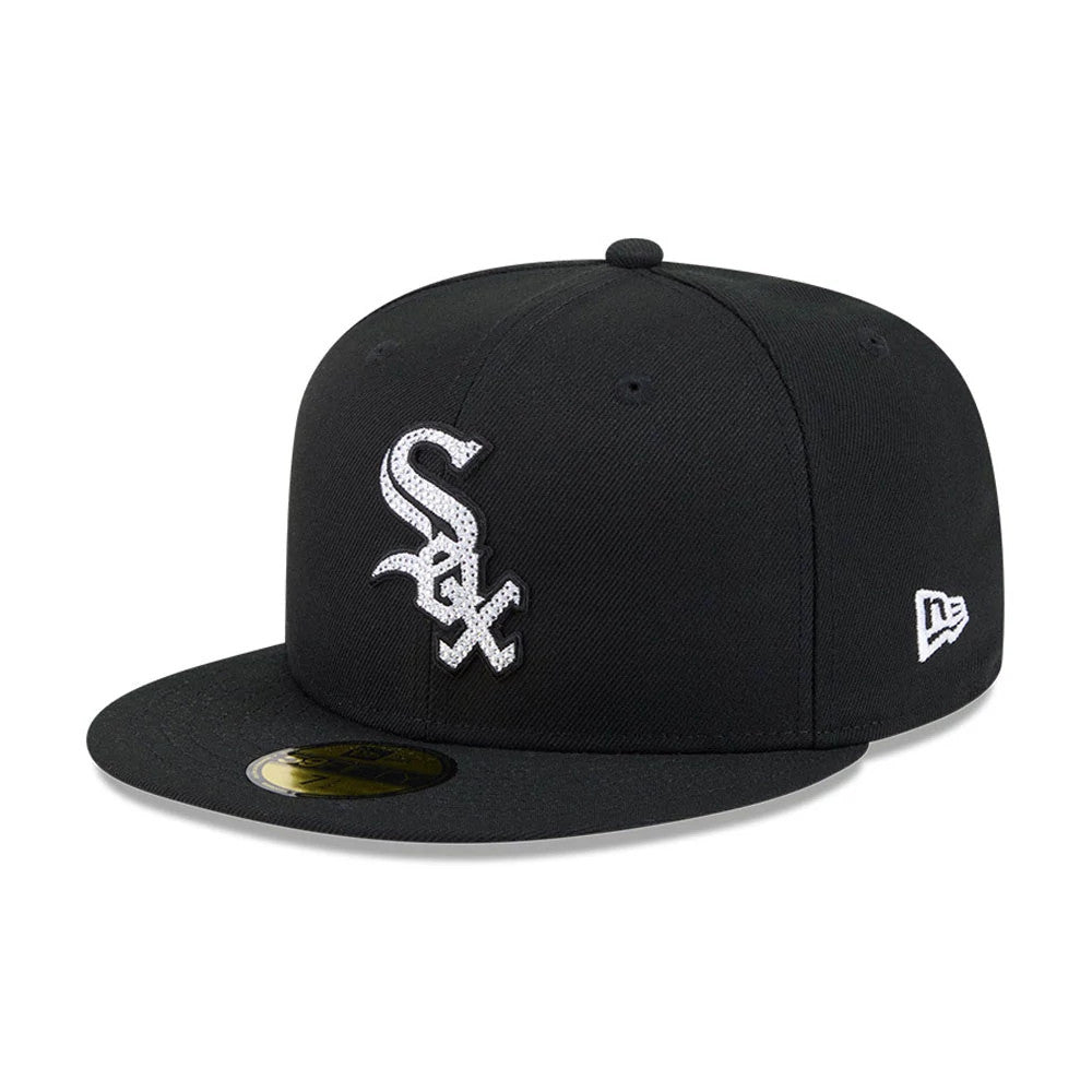 Pictured is this MLB Rhinestone Badge Chicago White Sox 59FIFTY Fitted cap in black. 1
