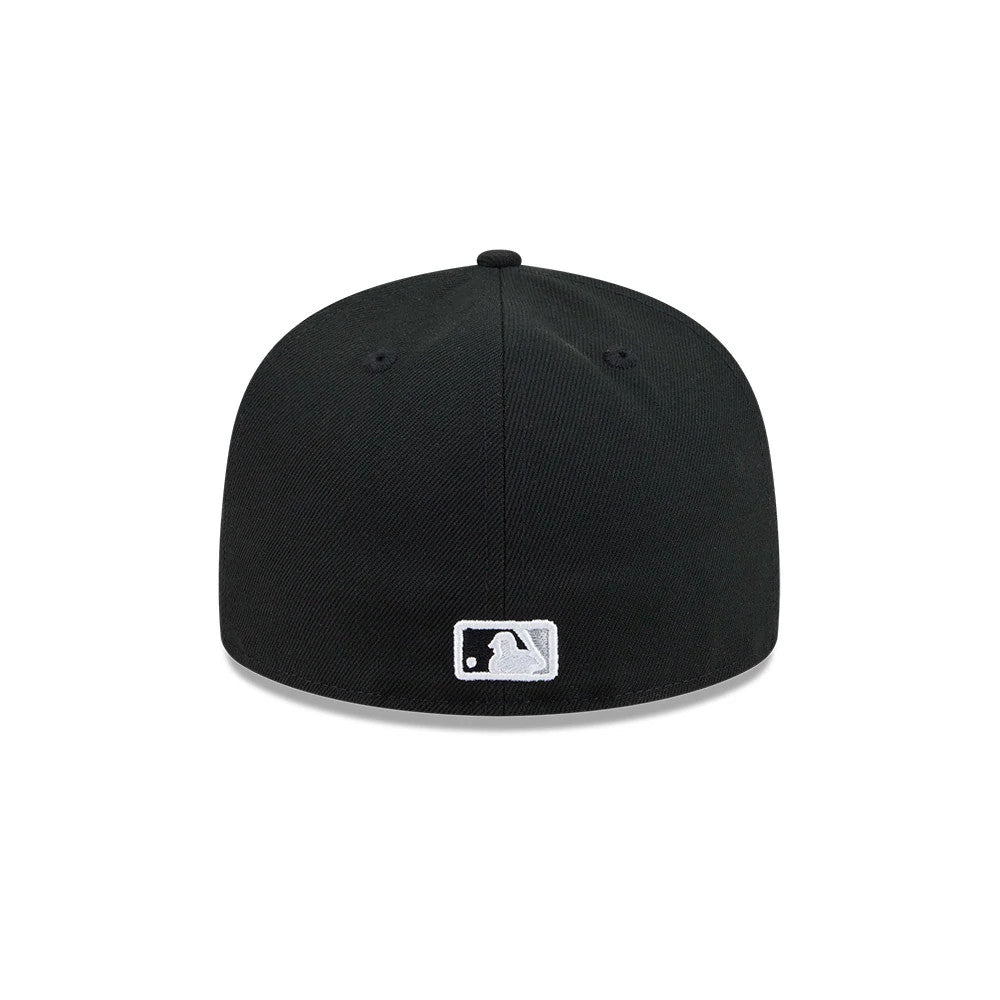 Pictured is this MLB Rhinestone Badge Chicago White Sox 59FIFTY Fitted cap in black. 5