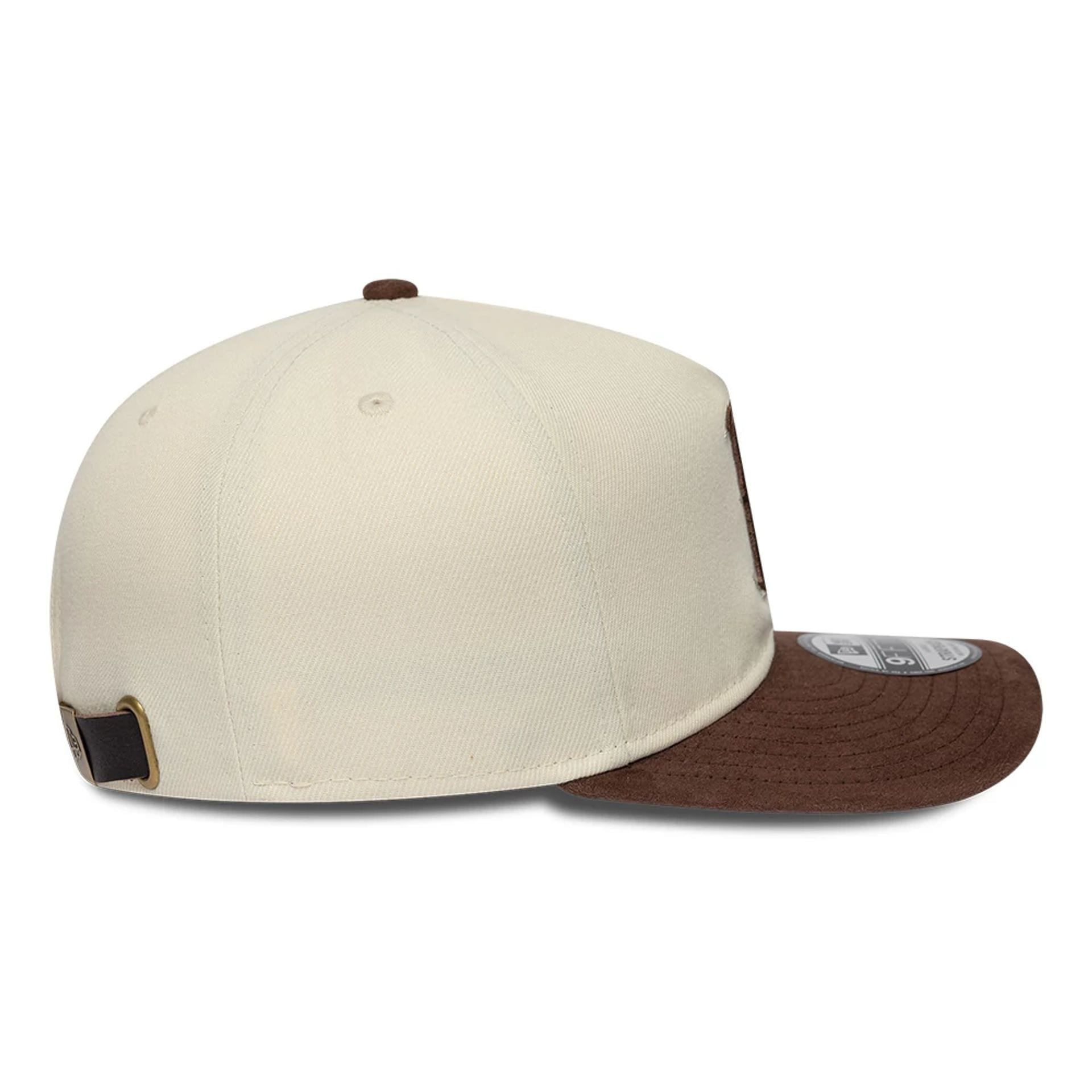 Pictured is this MLB Suede Visor Boston Red Sox 9FIFTY A-Frame Snapback cap in Cream. 6