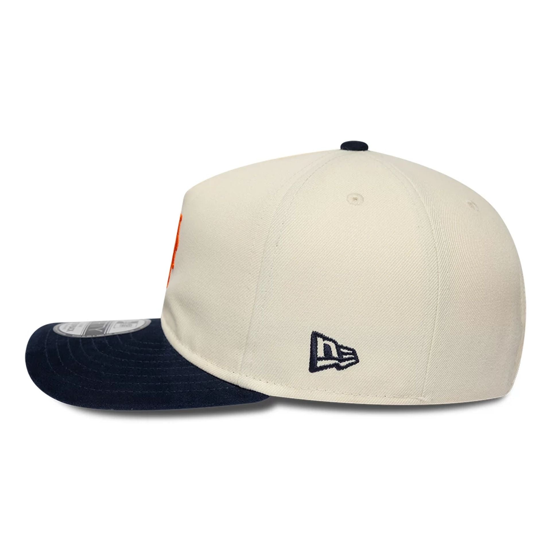 Pictured is this MLB Suede Visor New York Mets 9FIFTY A-Frame Snapback cap in Cream. 5