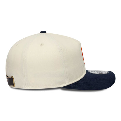 Pictured is this MLB Suede Visor New York Mets 9FIFTY A-Frame Snapback cap in Cream. 6