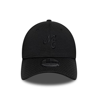 Pictured is this New Era Tech 39THIRTY Stretch Fit cap in black. 2