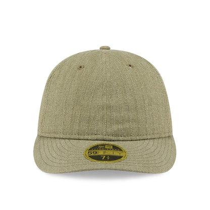 Pictured is this New Era Herringbone Retro Crown 59FIFTY Fitted cap in green. 3