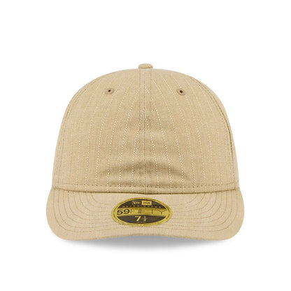 New Era Herringbone Beige Retro Crown 59FIFTY Fitted Cap, front view showing the fine herringbone pattern on the structured beige crown, paired with a matching curved visor and a centrally placed gold 59FIFTY size sticker.