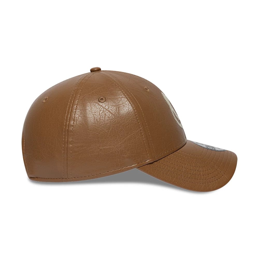 Pictured is this Crinkle PU Vespa 9FORTY Adjustable cap in dark brown. 6