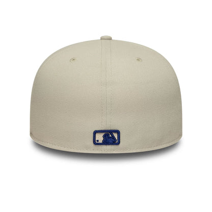 Pictured is this MLB City Icon New York Yankees 59FIFTY Fitted cap in light beige. 4