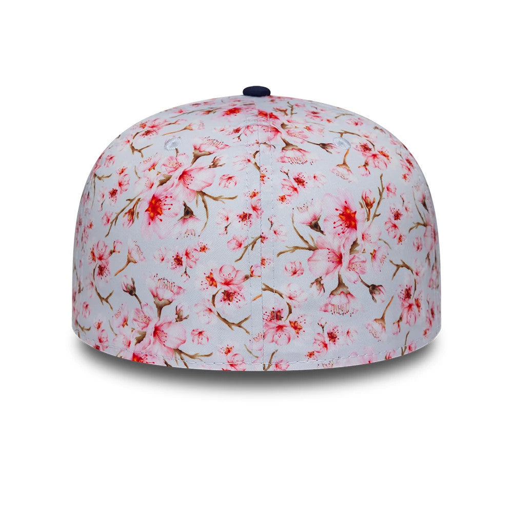 Pictured is this Paris Saint Germain Cherry Blossom 59FIFTY Fitted cap in navy. 6