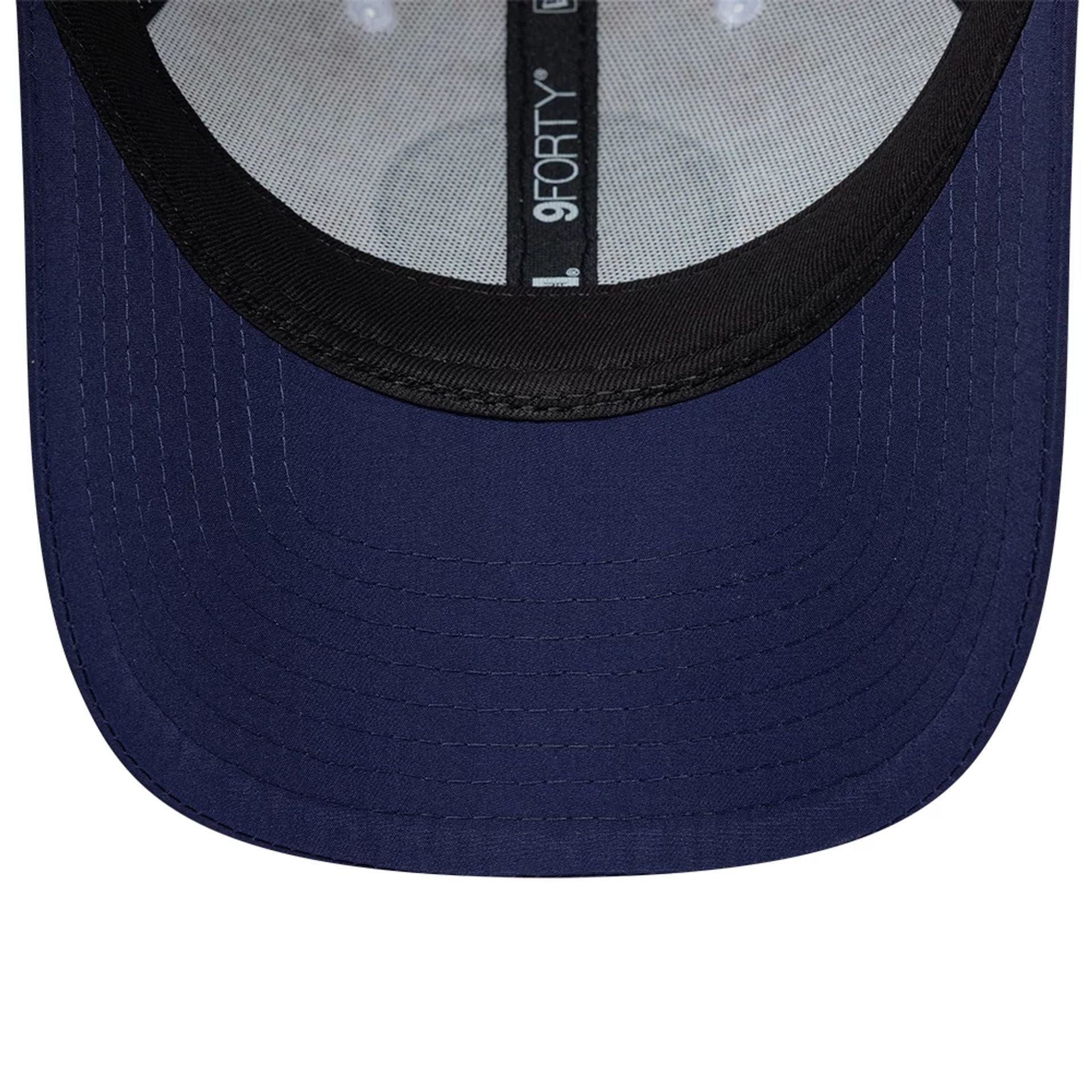 Pictured is this Paris Saint Germain Cherry Blossom 9FORTY Adjustable cap in navy. 7