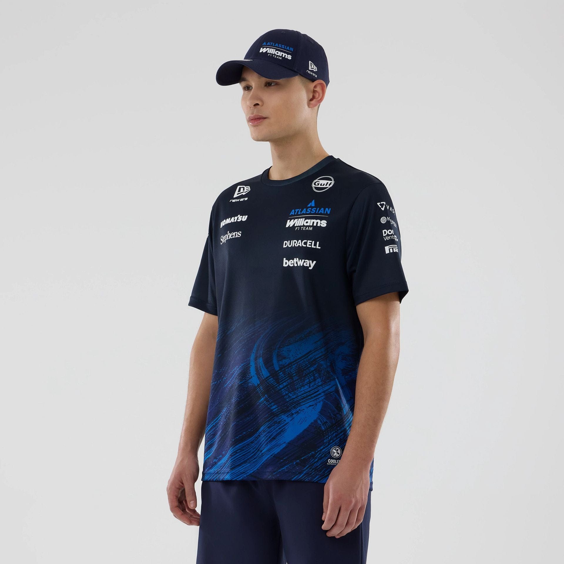The model is wearing this Atlassian Williams F1 Team Tech T-shirt in navy. 4