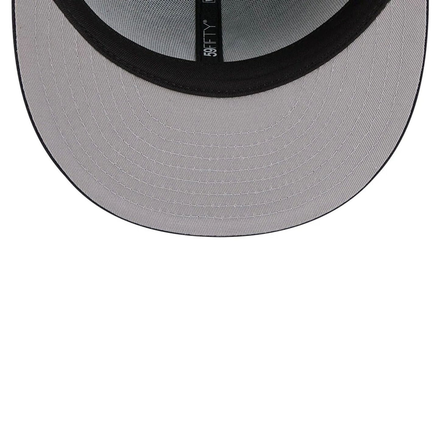 Pictured is this Vanson X MLB New York Yankees 59FIFTY Fitted cap in navy. 2