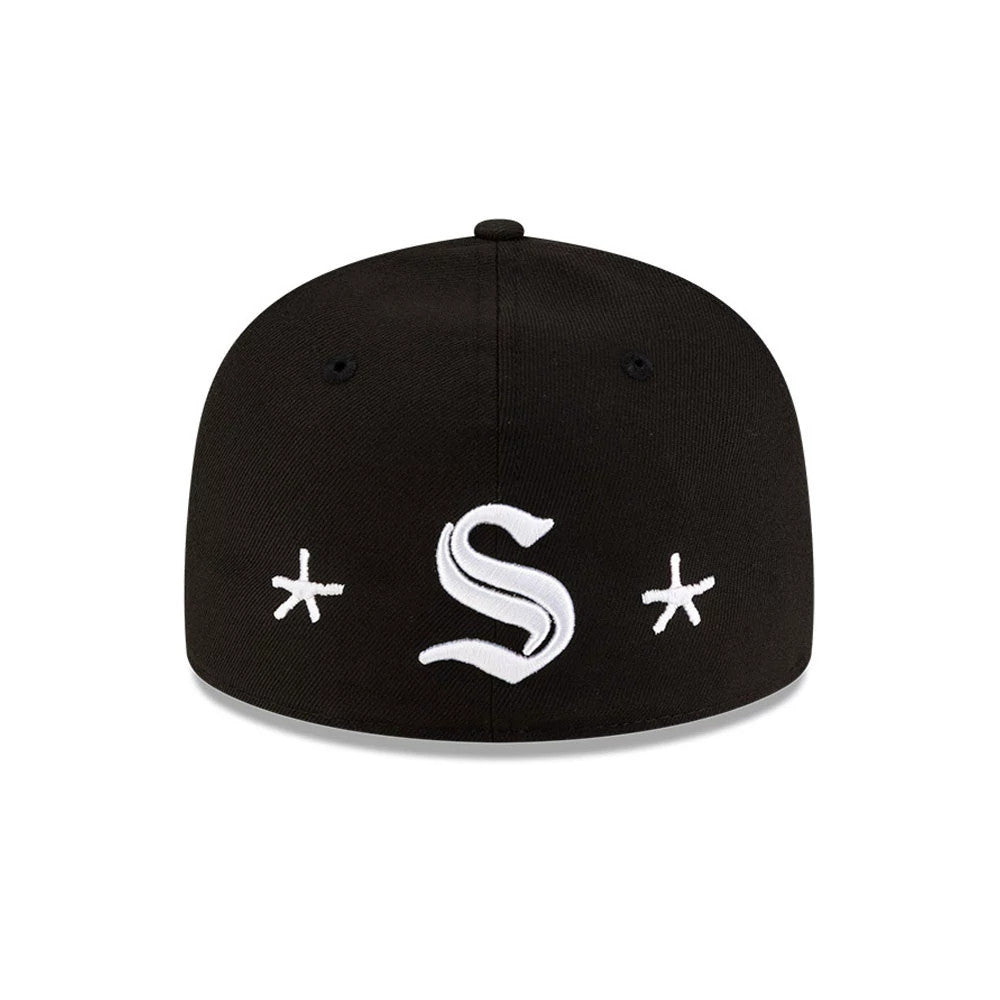 Pictured is this Mora Lo Mismo De Siempre 59FIFTY Fitted cap in black. 6