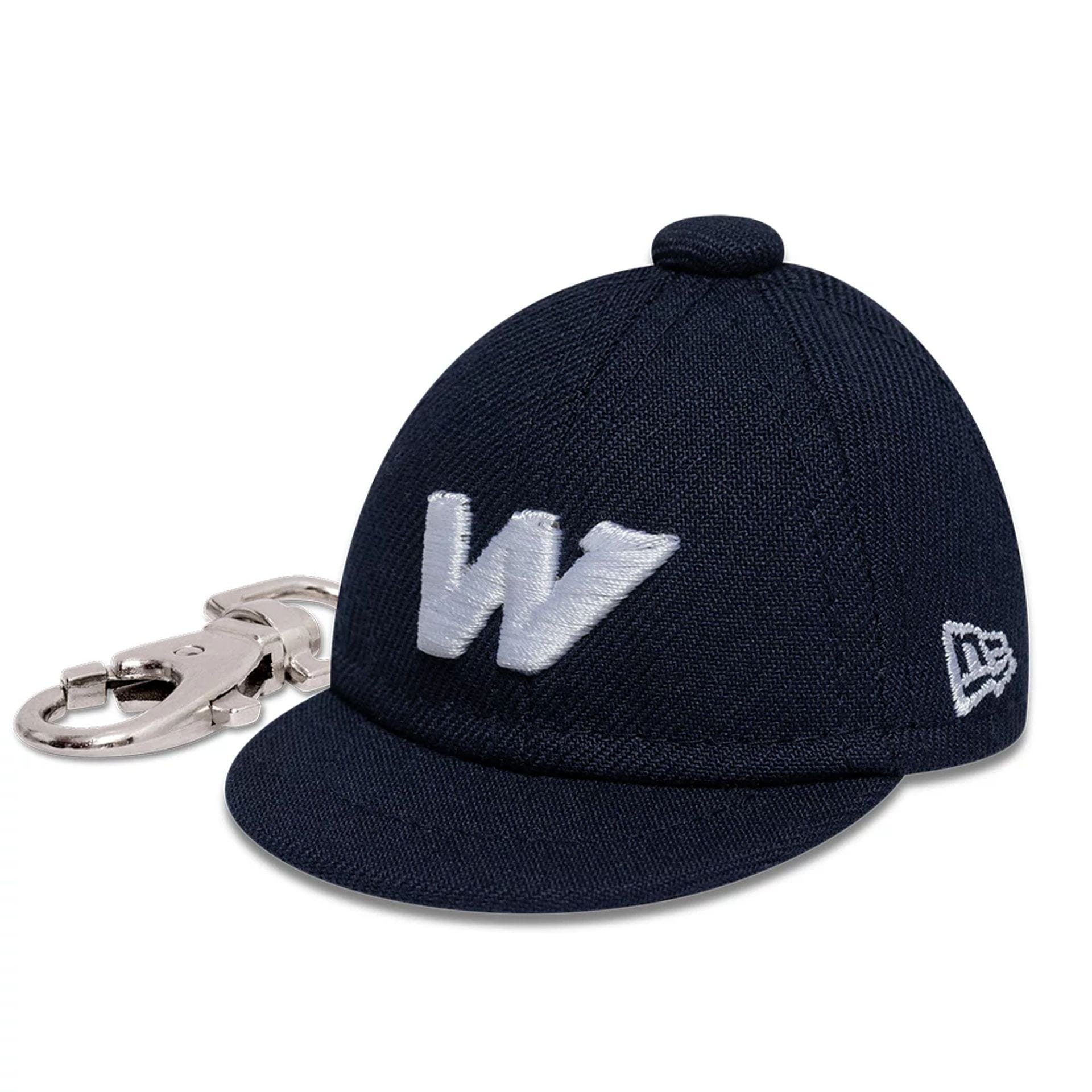 Pictured is this Atlassian Williams F1 Team Cap Key Chain in navy. 1