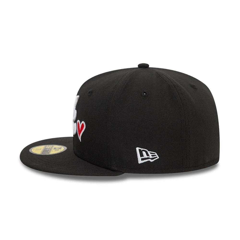 Pictured is this MLB Heart Icon Atlanta Braves 59FIFTY Fitted cap in black. 6