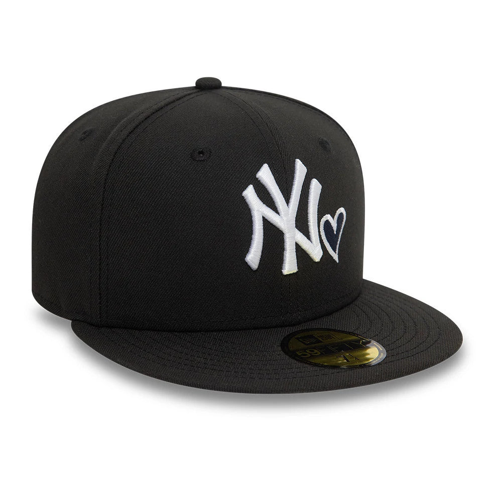 Pictured is this MLB Heart Icon New York Yankees 59FIFTY Fitted cap in black. 4
