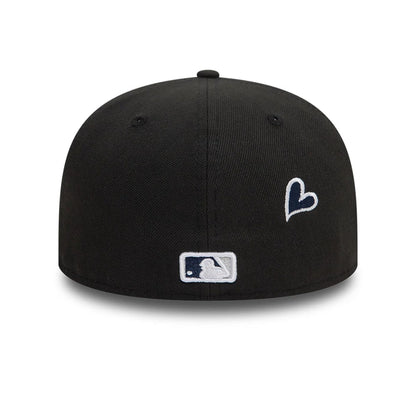 Pictured is this MLB Heart Icon New York Yankees 59FIFTY Fitted cap in black. 5