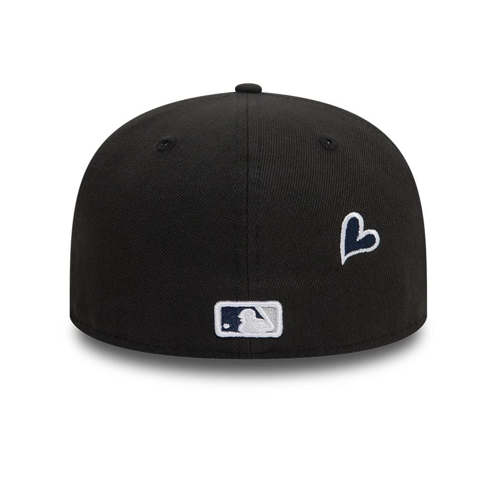 Pictured is this MLB Heart Icon New York Yankees 59FIFTY Fitted cap in black. 5
