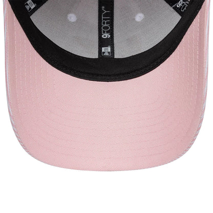 Pictured is this Womens Seersucker Atlassian Williams F1 Team 9FORTY cap in pastel pink. 6