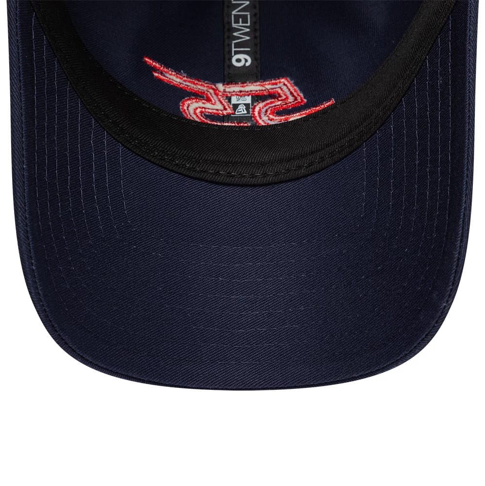 Pictured is this Carlos Sainz Atlassian Williams F1 Team 9TWENTY cap in navy. 6