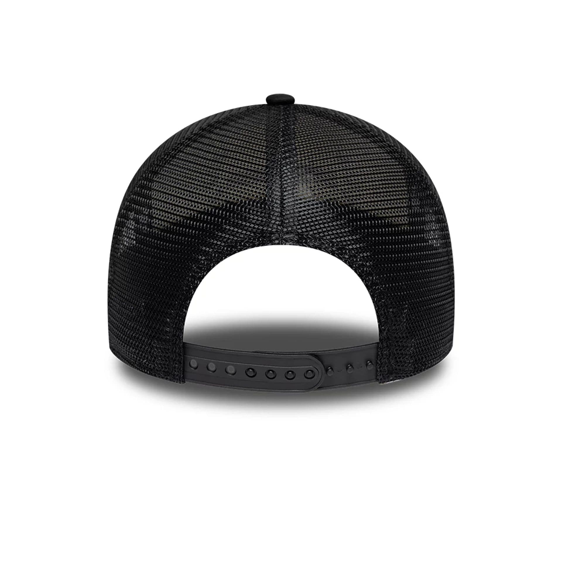 Pictured is this Traditional Atlassian Williams F1 Team 9FORTY A-Frame Trucker cap in black. 4