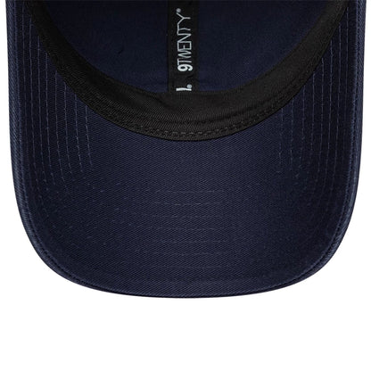 Pictured is this Traditional Washed Atlassian Williams F1 Team 9TWENTY cap in navy. 6