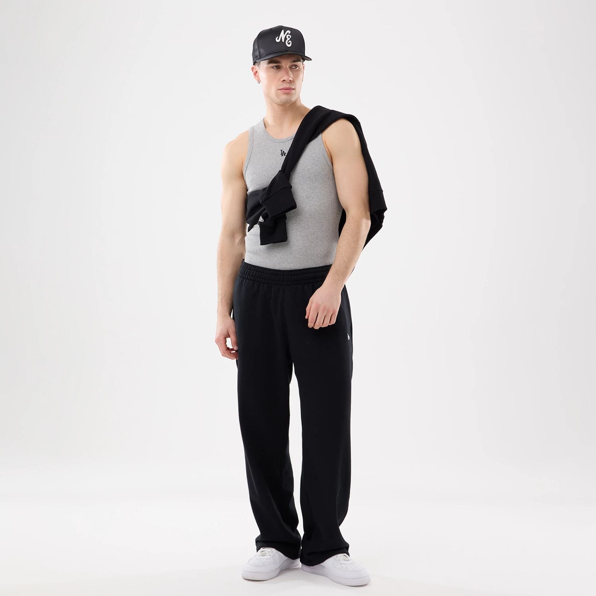 The model is wearing this MLB Rib LA Dodgers Vest in grey. 8