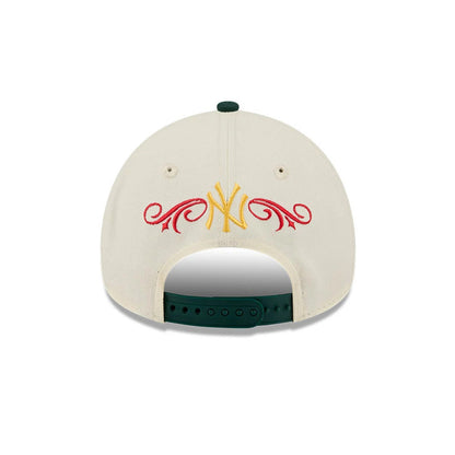 Pictured is this MLB Cinco De Mayo New York Yankees 9FORTY A-Frame Adjustable cap in cream & green. 6