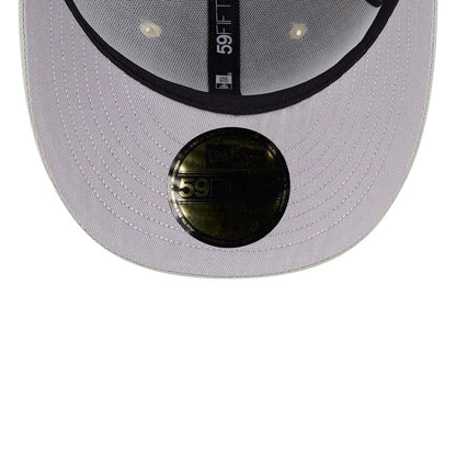 Pictured is this MLB Fathers Day LA Dodgers 59FIFTY Fitted cap in pastel green. 2