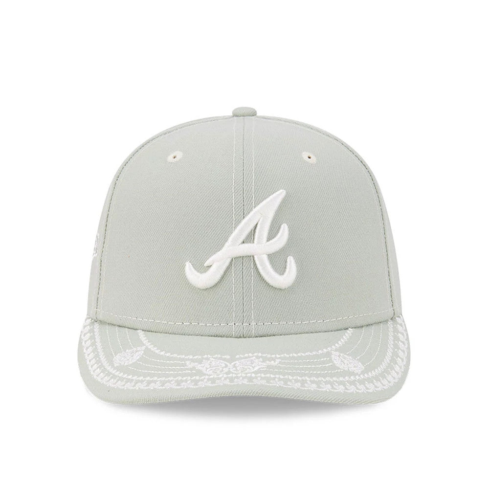 Pictured is this MLB Fathers Day Atlanta Braves 59FIFTY Fitted cap in pastel green. 3