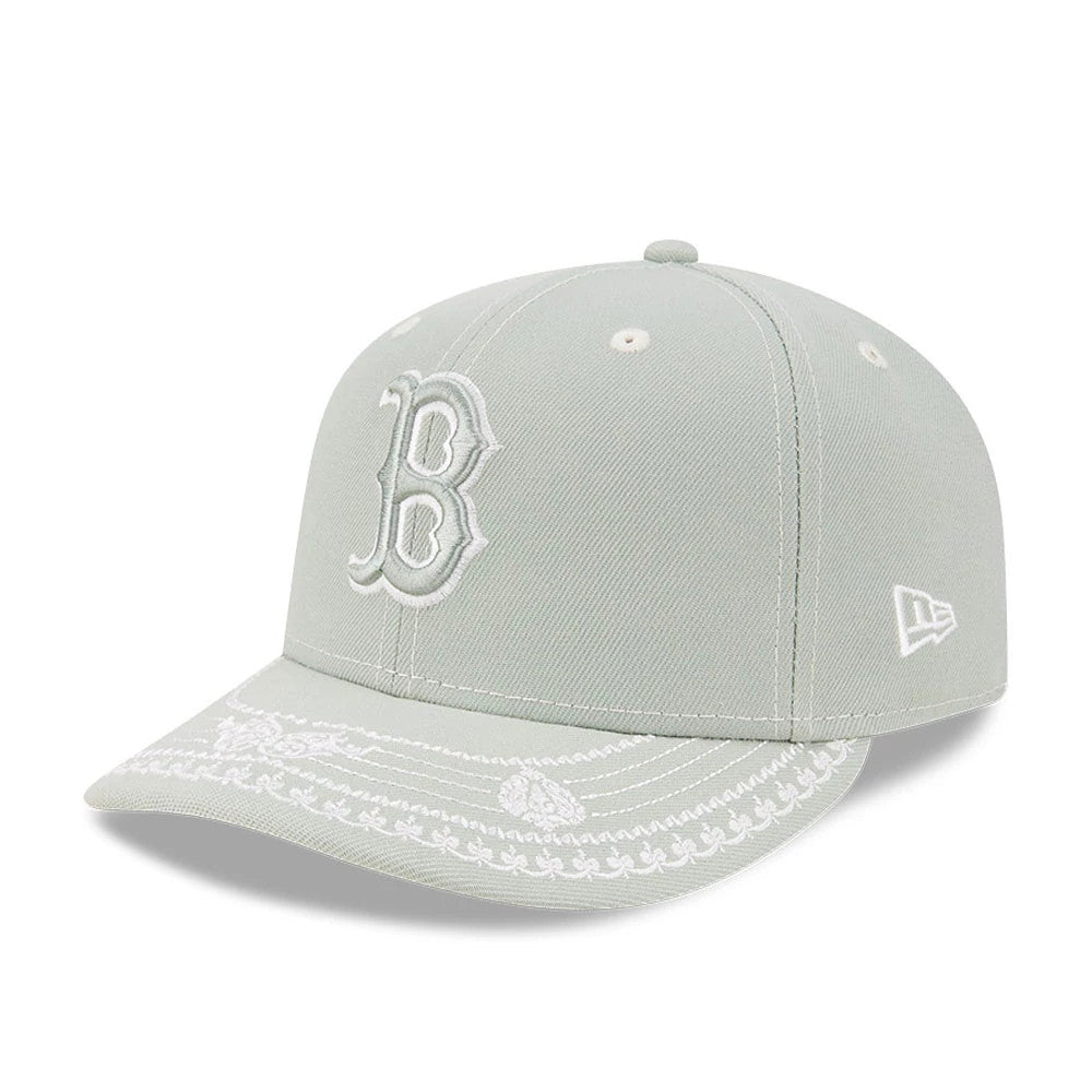 Pictured is this MLB Fathers Day Boston Red Sox 59FIFTY Fitted cap in pastel green. 4