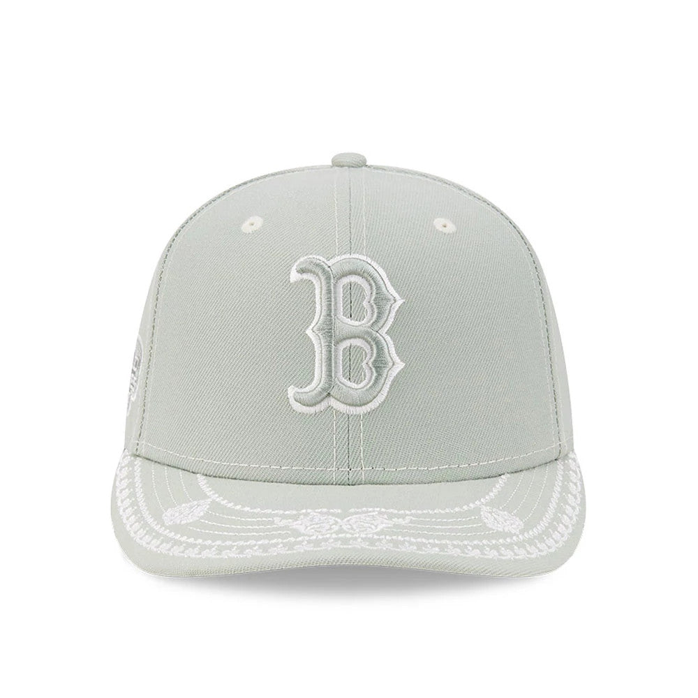 Pictured is this MLB Fathers Day Boston Red Sox 59FIFTY Fitted cap in pastel green. 3
