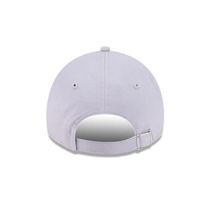 Pictured is this Looney Tunes Tasmanian Devil 9TWENTY Adjustable cap in grey. 6