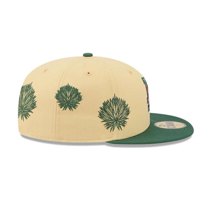 Pictured is this MLB Agave 2Tone LA Dodgers 59FIFTY Fitted cap in light beige. 7
