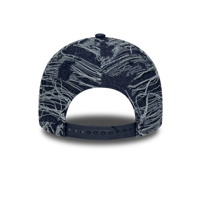 Pictured is this MLB Distressed Denim New York Yankees 9FORTY E-Frame Adjustable cap in navy. 4