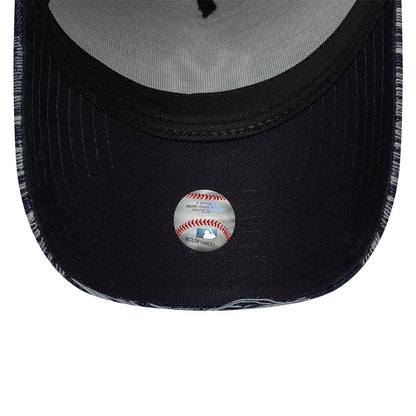 Pictured is this MLB Distressed Denim New York Yankees 9FORTY E-Frame Adjustable cap in navy. 7