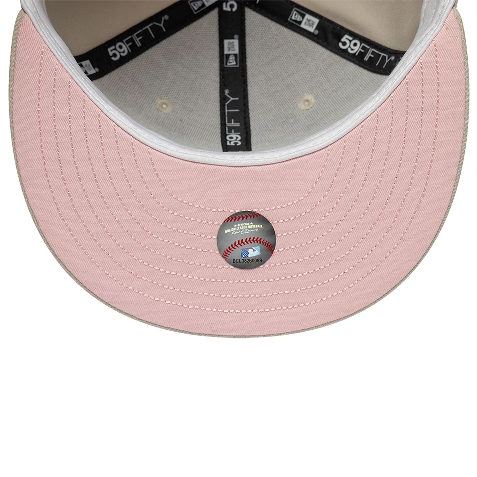 Pictured is this MLB Cherry Blossom LA Dodgers 59FIFTY Fitted cap in Cream. 2