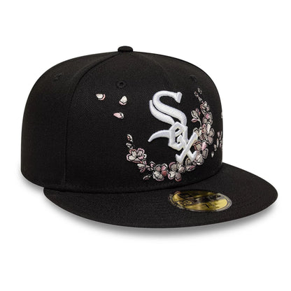 Pictured is this MLB Cherry Blossom Chicago White Sox 59FIFTY Fitted cap in black. 4