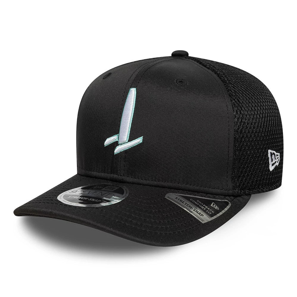 Pictured is this Catamaran Sail GP 9SEVENTY Stretch Snap cap in black. 3