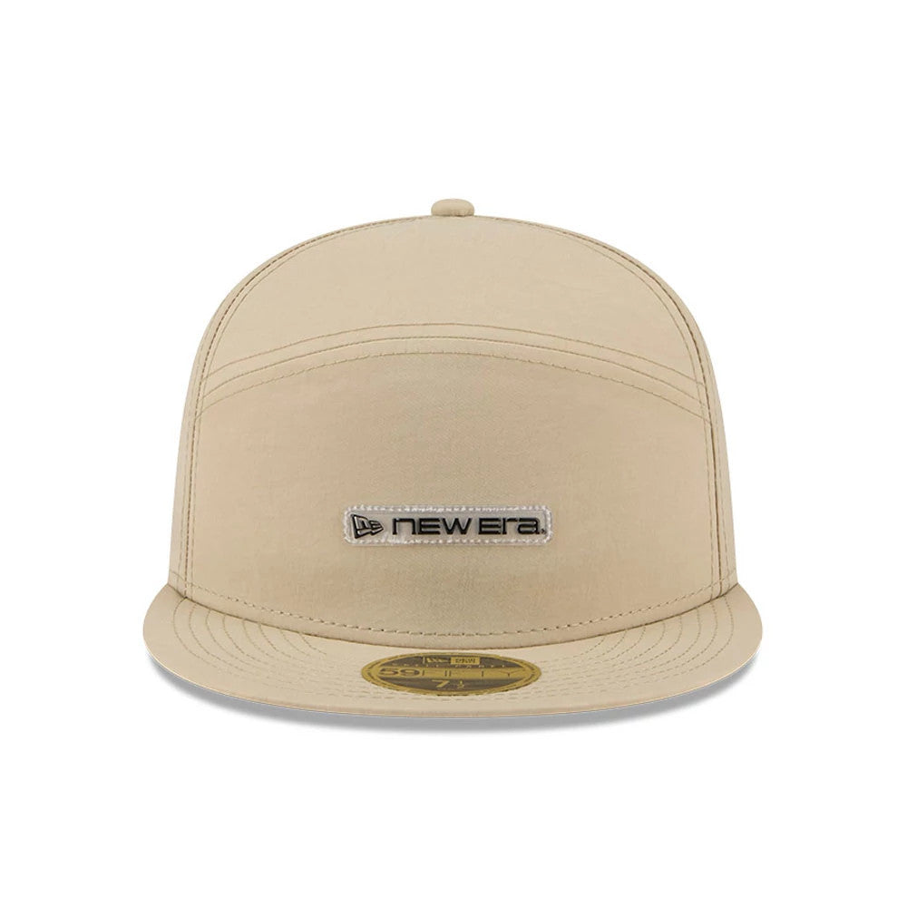 Pictured is this New Era 59FIFTY Day Split Panel 59FIFTY Fitted cap in Cream. 3