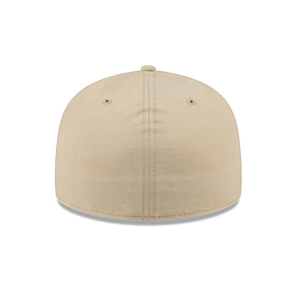 Pictured is this New Era 59FIFTY Day Split Panel 59FIFTY Fitted cap in Cream. 6