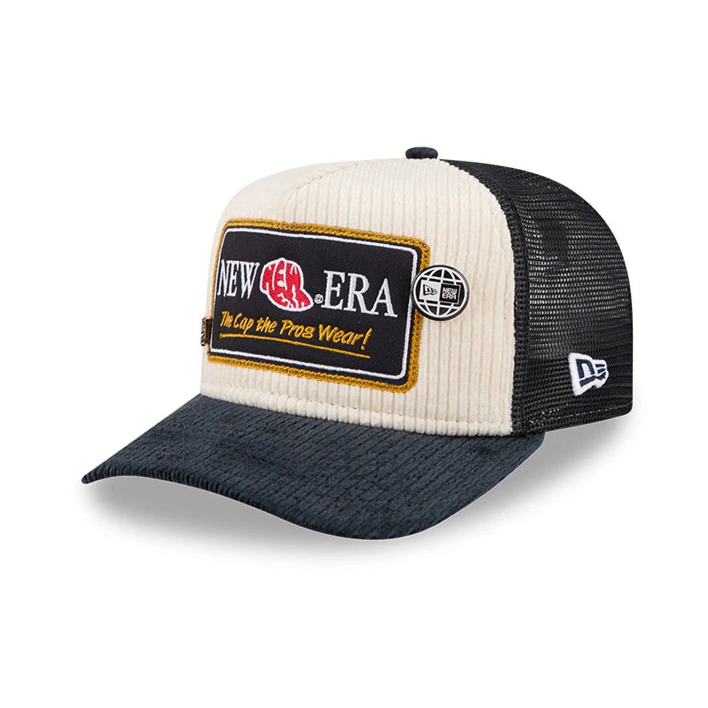 Pictured is this New Era 59FIFTY Day 59FIFTY A-Frame Fitted cap in navy. 1