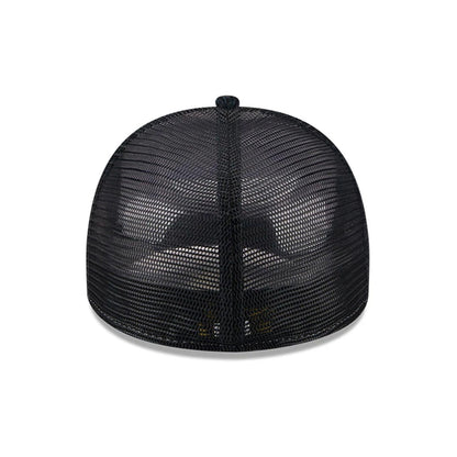 Pictured is this New Era 59FIFTY Day 59FIFTY A-Frame Fitted cap in navy. 7